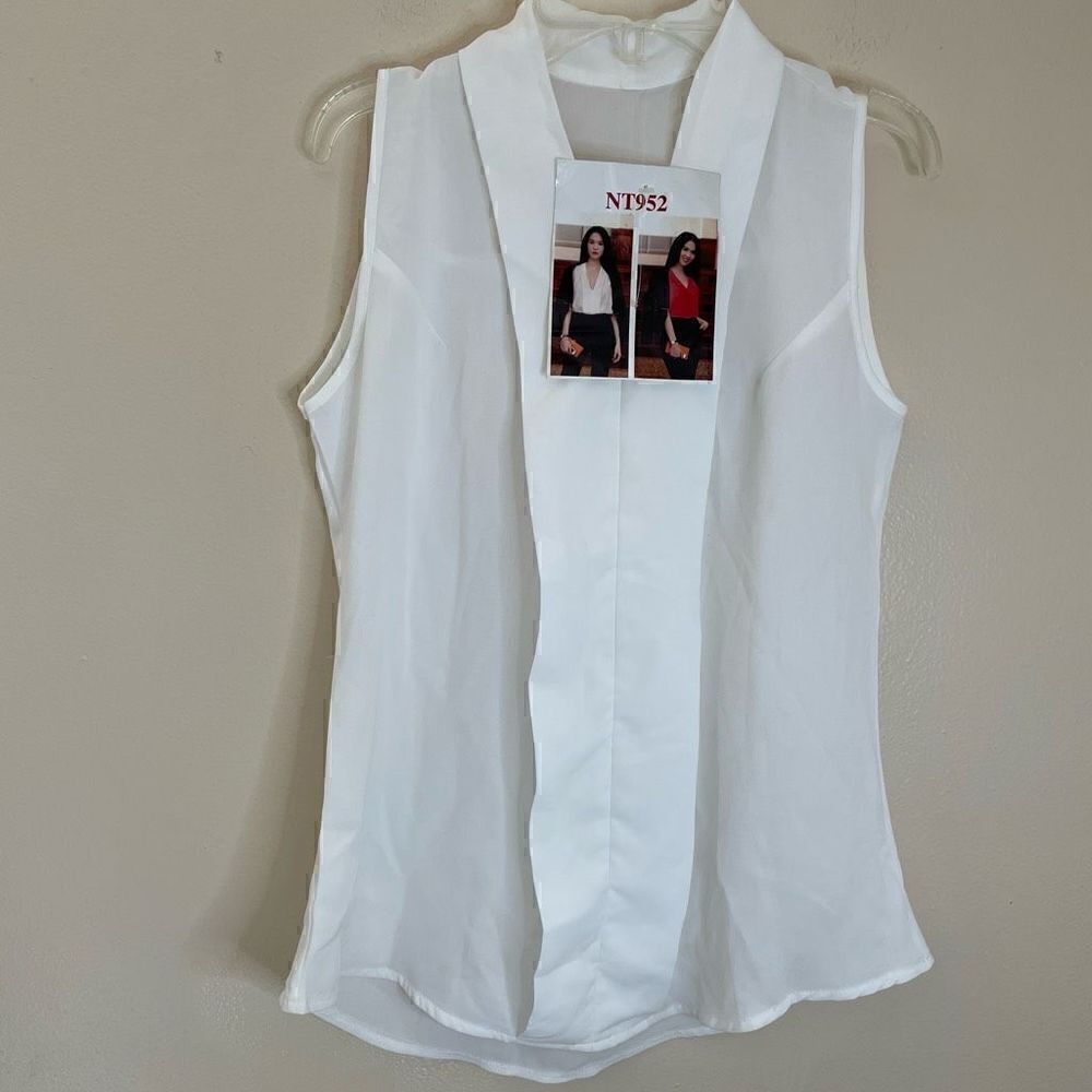 White top|Unbranded| lightweight|V neck| Career wear| Casual - Picture 6 of 7